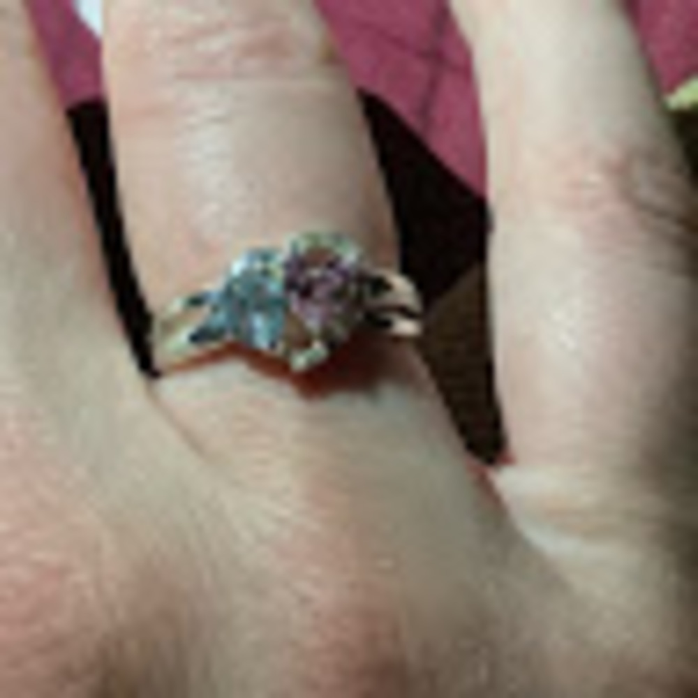 Meet your Posher, Nicole